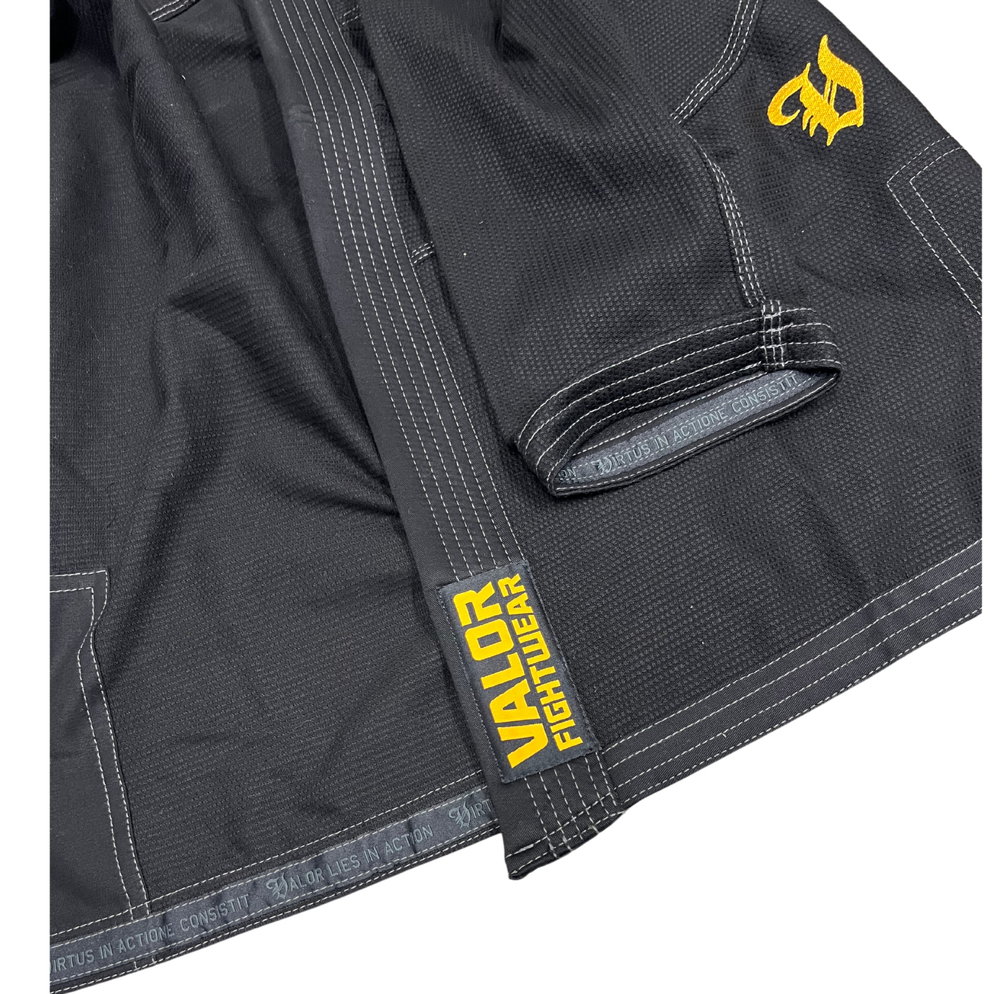 VALOR IN ACTIONE KIMONO BLACK BJJ GI Valor Fightwear